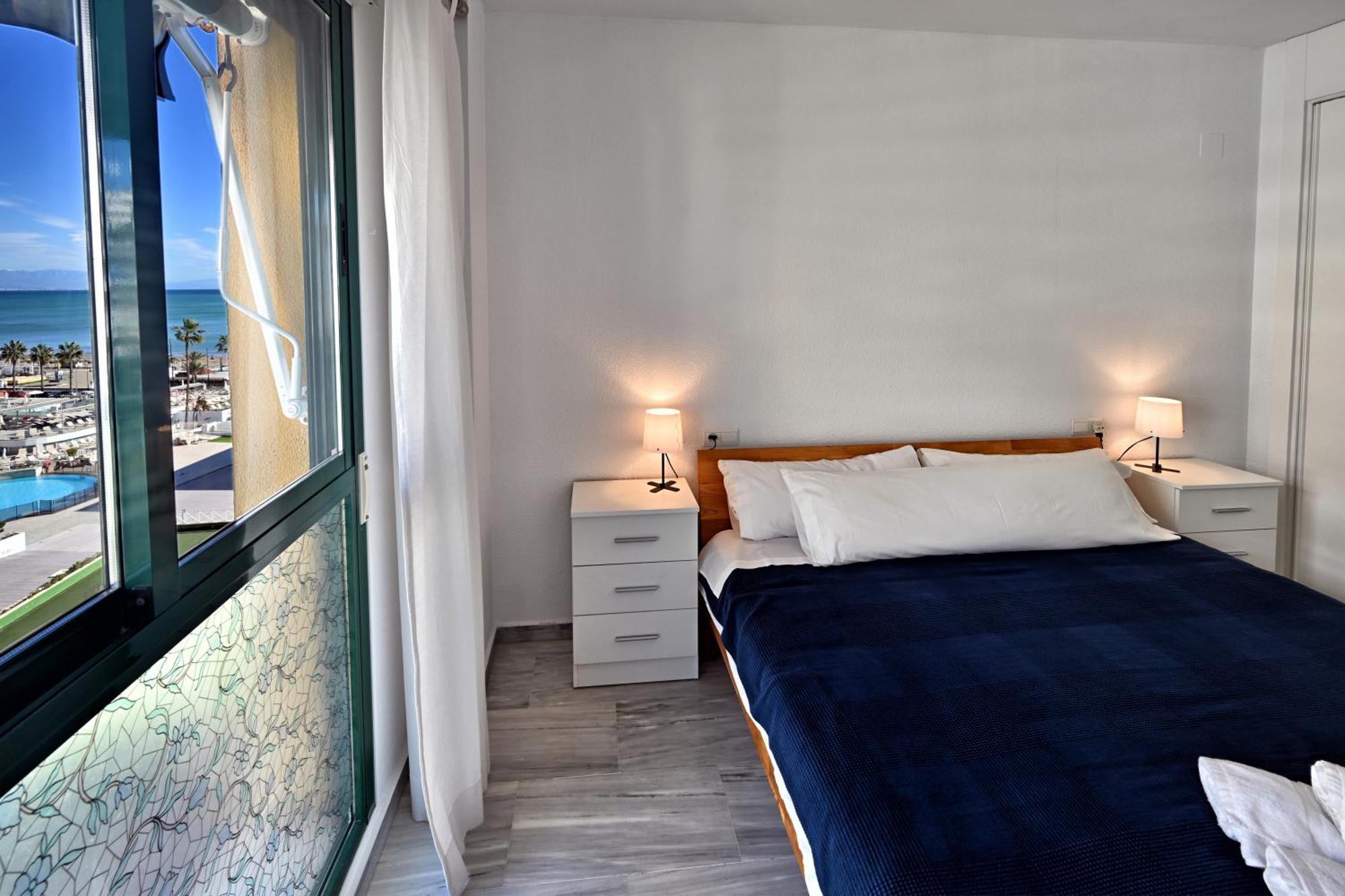 Love Rent4 Malaga Playa Del Bajondillo Торремолинос Экстерьер фото